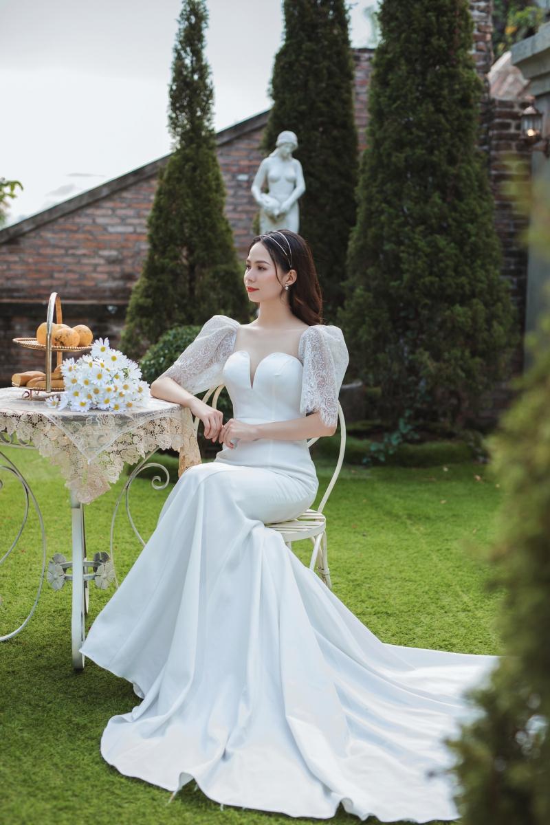 Ngoc Trinh Studio