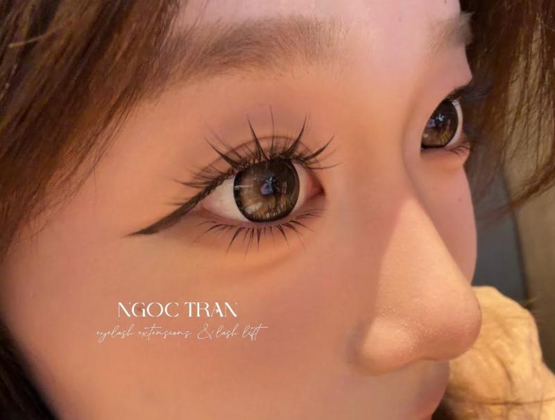Ngoc's eyelash
