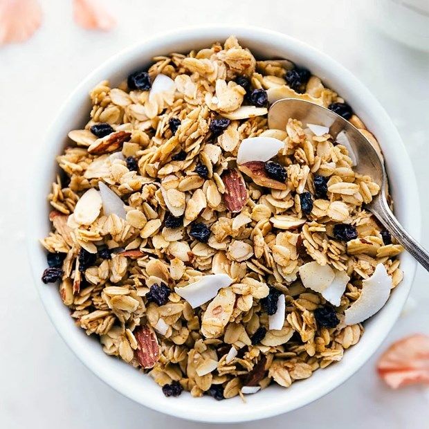 Ngũ cốc ăn kiêng Vua Yến Mạch Granola siêu hạt Standard