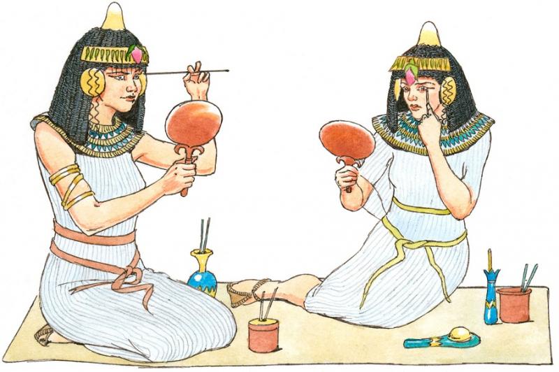Egyptians have a habit of wearing makeup