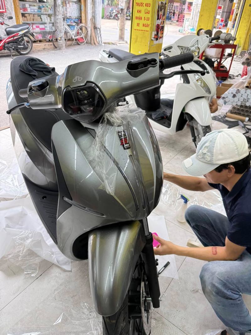 Nguyễn Decal