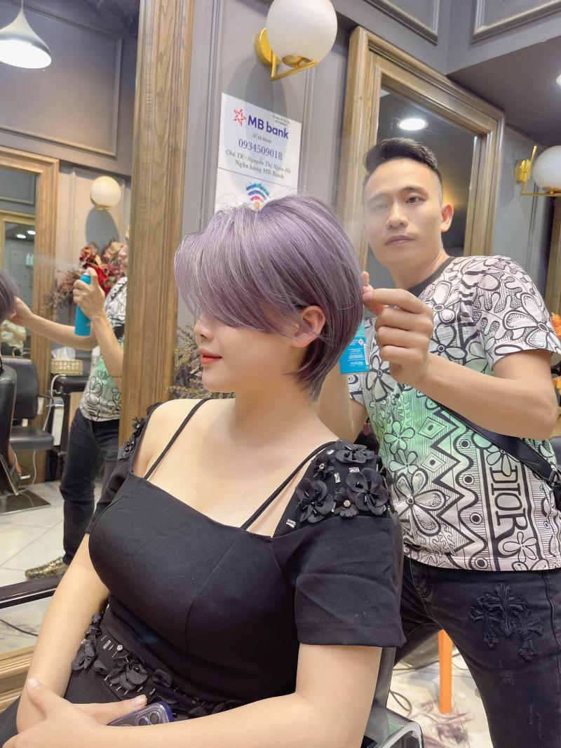 Nguyễn Hùng Hair Salon