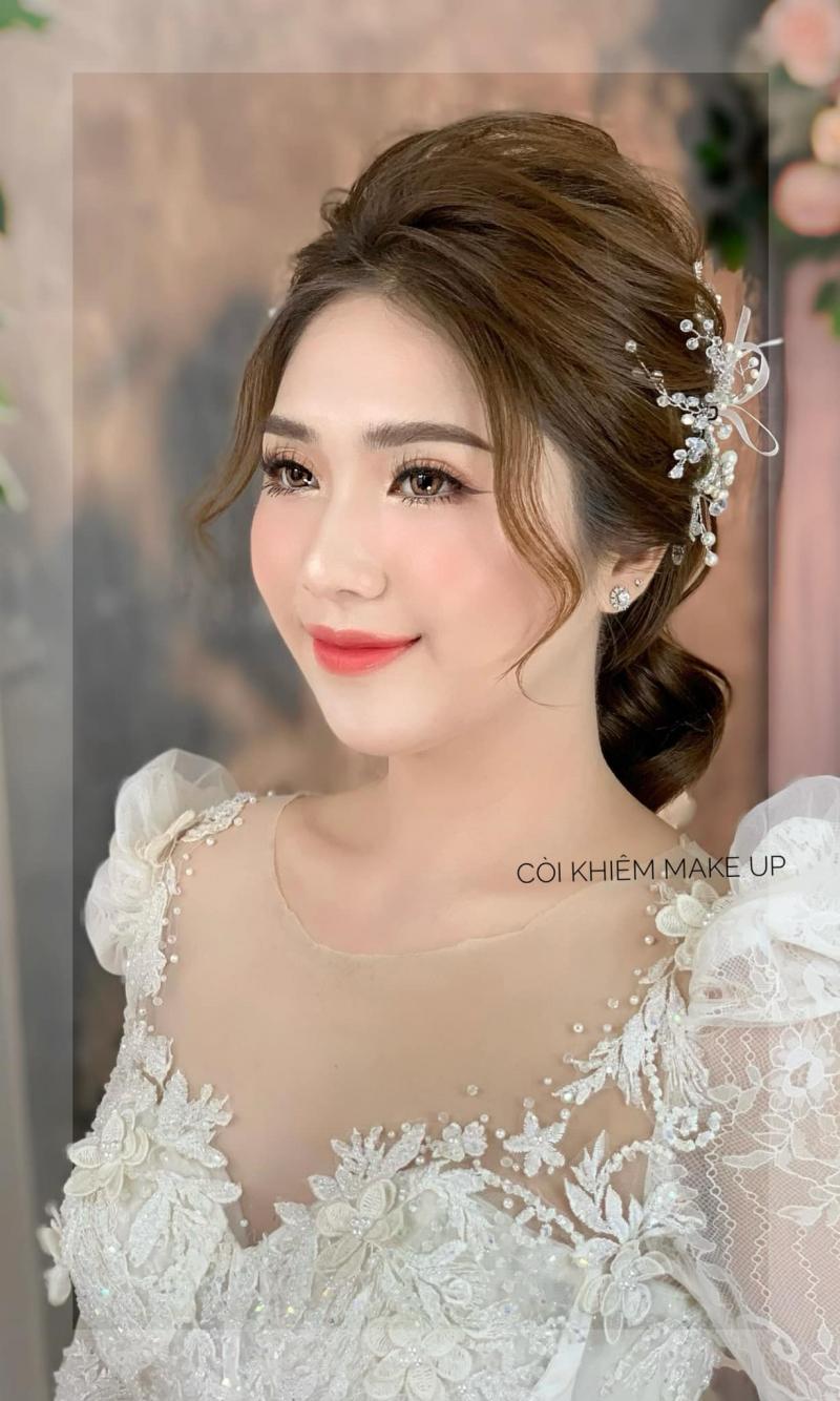 Còi Khiêm Makeup (Nguyễn Studio Wedding)