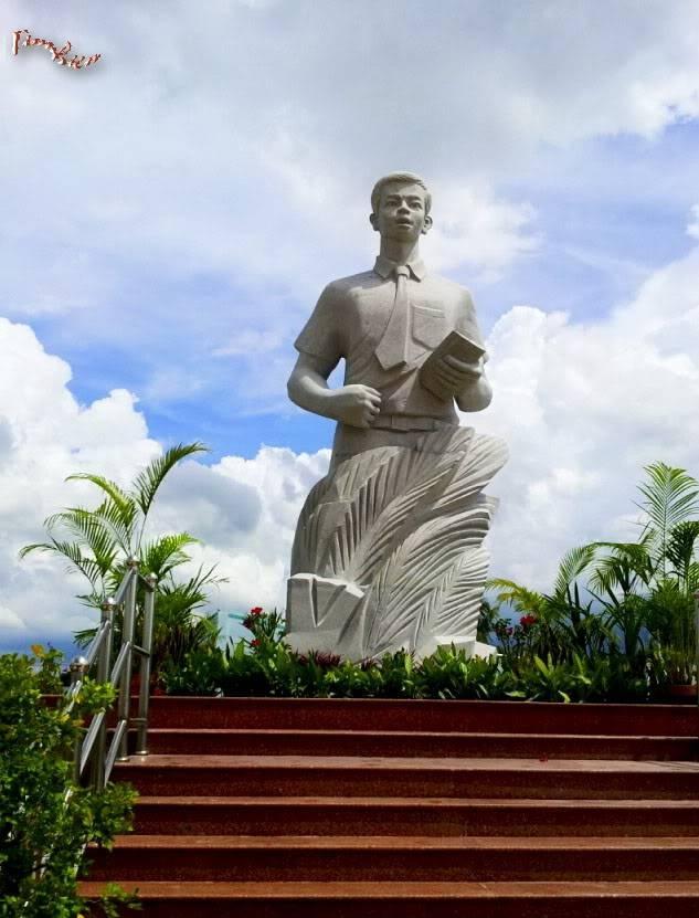 Tượng đài Nguyễn Thái Bình