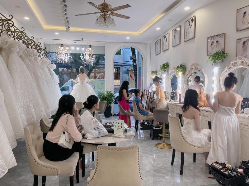 Nguyễn Wedding