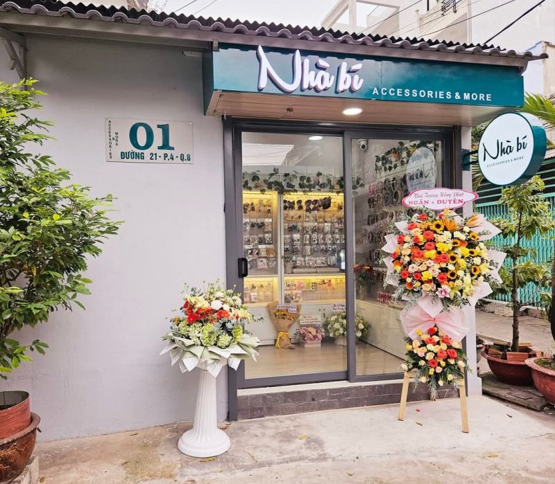 Nhà bí Accessories & More