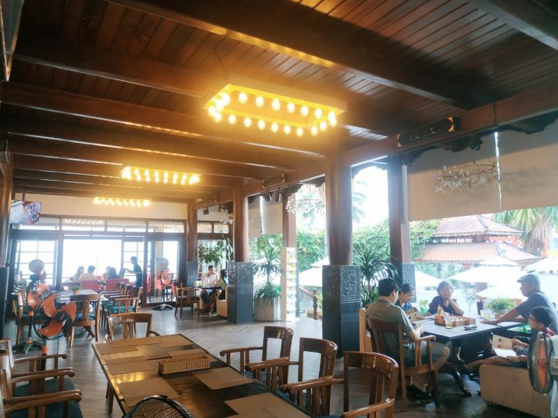 Nhà Gỗ Cafe - Wood House Coffee