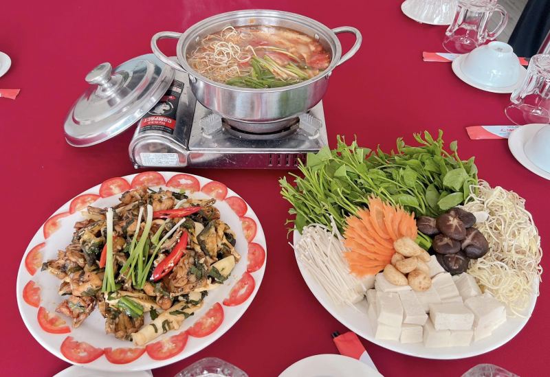 Nhà hàng Ánh Dương