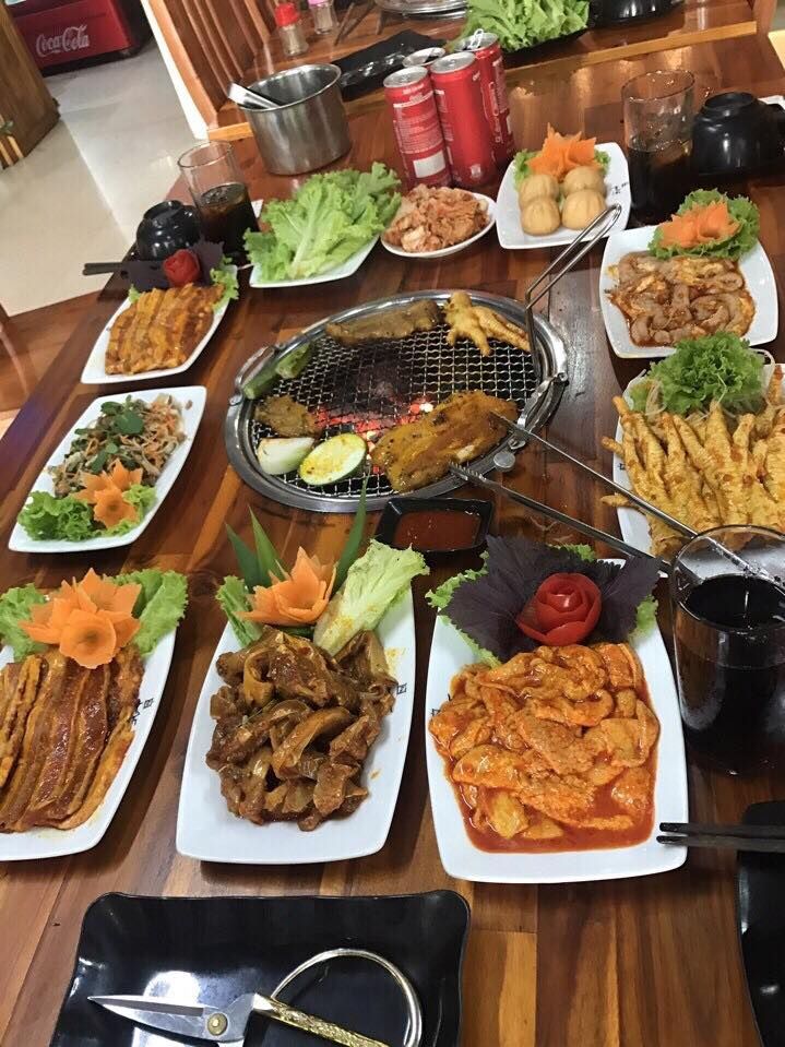 Nhà Hàng BBQ & Hot Pot World