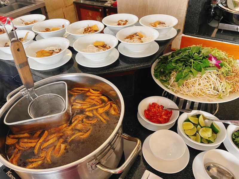 Buffet Chay Nhà Hàng Cỏ Nội