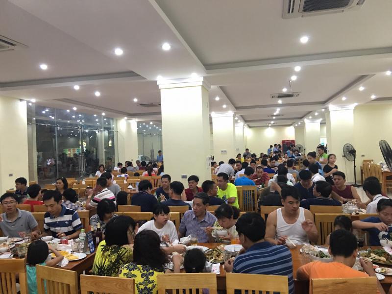 Nhà hàng buffet hải sản Wang