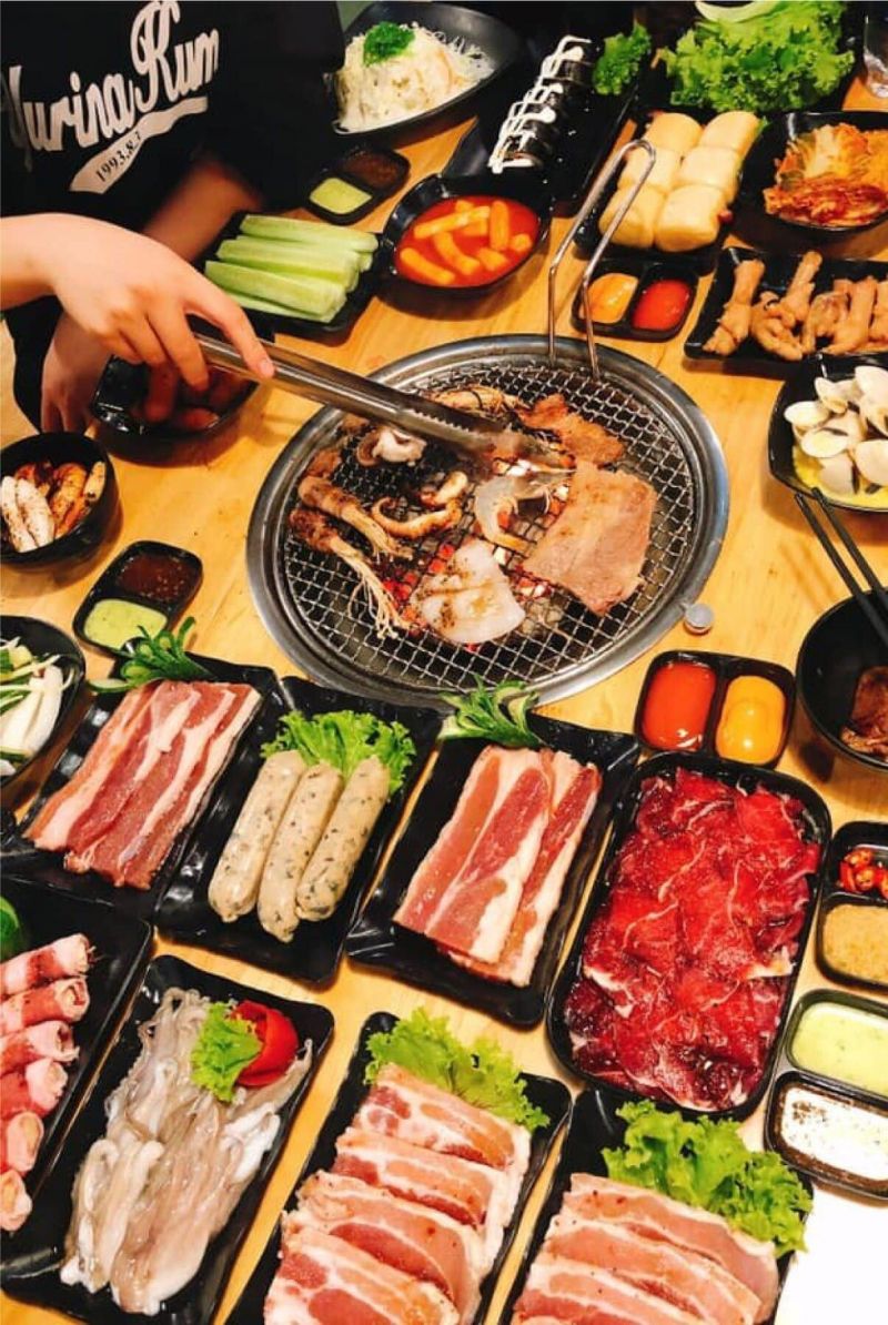 Nhà hàng Buffet Seoul Bulgogi BBQ & Hotpot với các món ăn thơm ngon, hấp dẫn