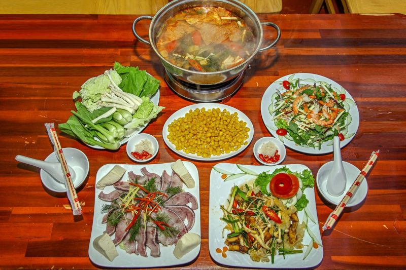 Nhà Hàng Buffet Vườn