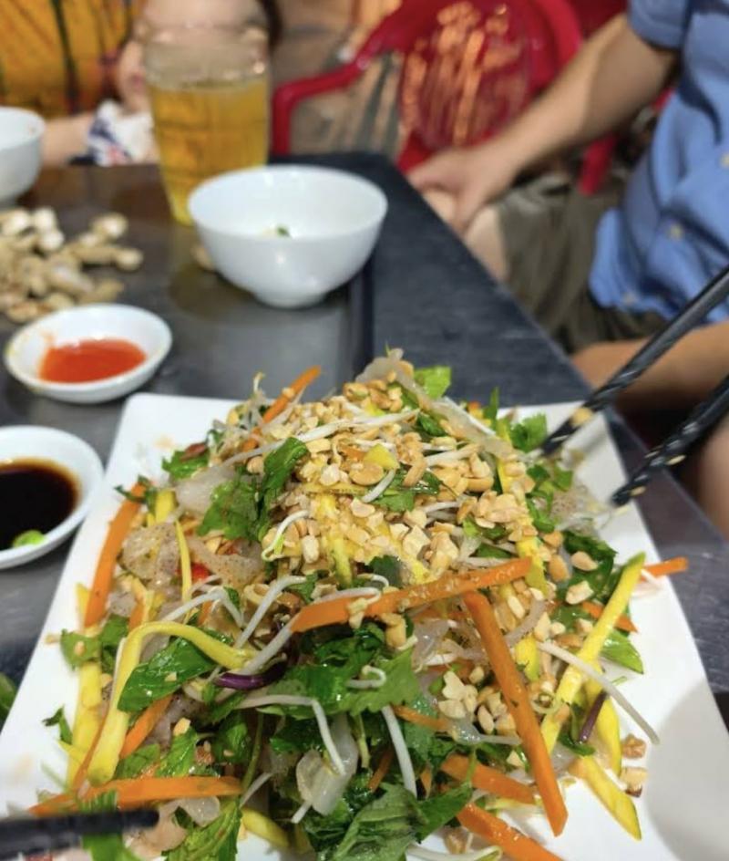 Nhà Hàng Cầu Cửa Hội