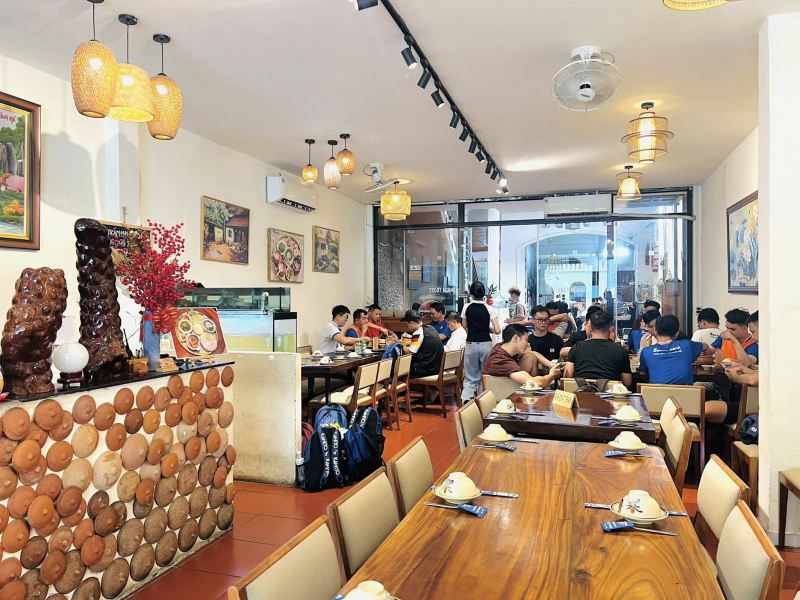 Nhà Hàng Cơm Niêu Trường Sơn