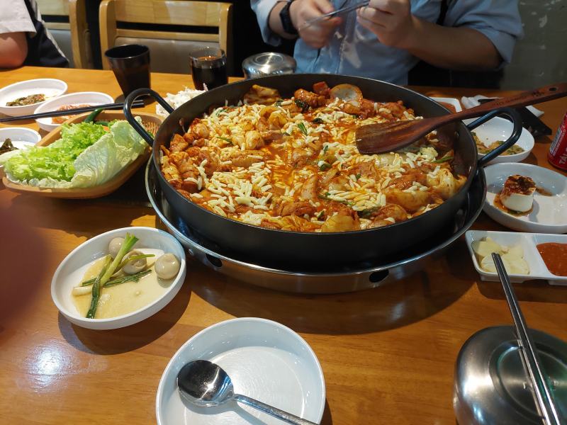 Nhà hàng hoho dak-galbi