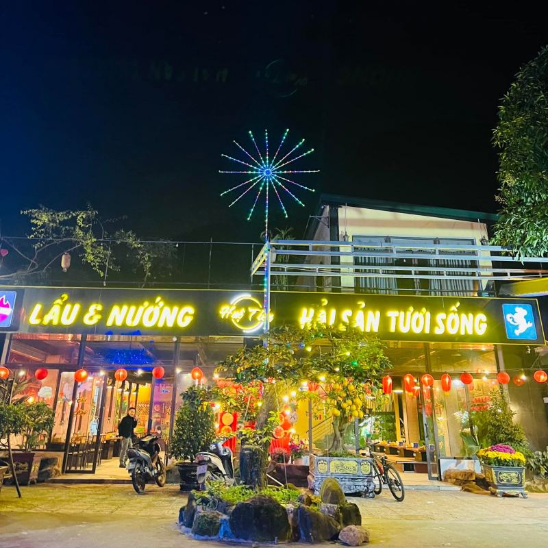 Nhà Hàng Huệ Tiến