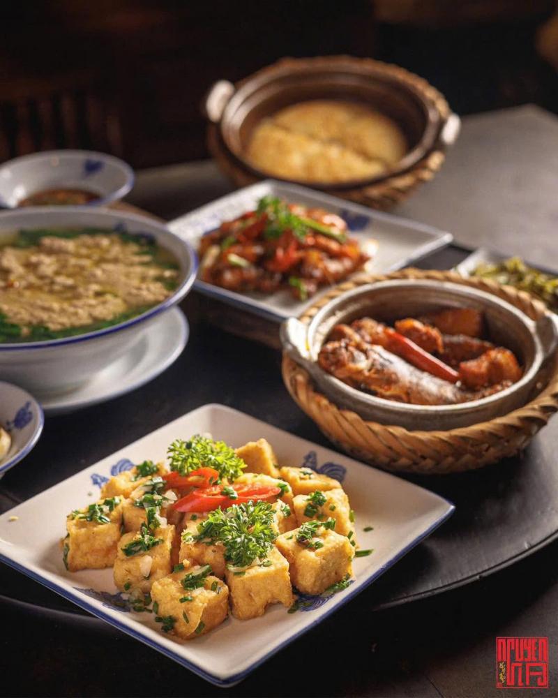 Nhà hàng Nguyễn Gia - 64B Quán Sứ