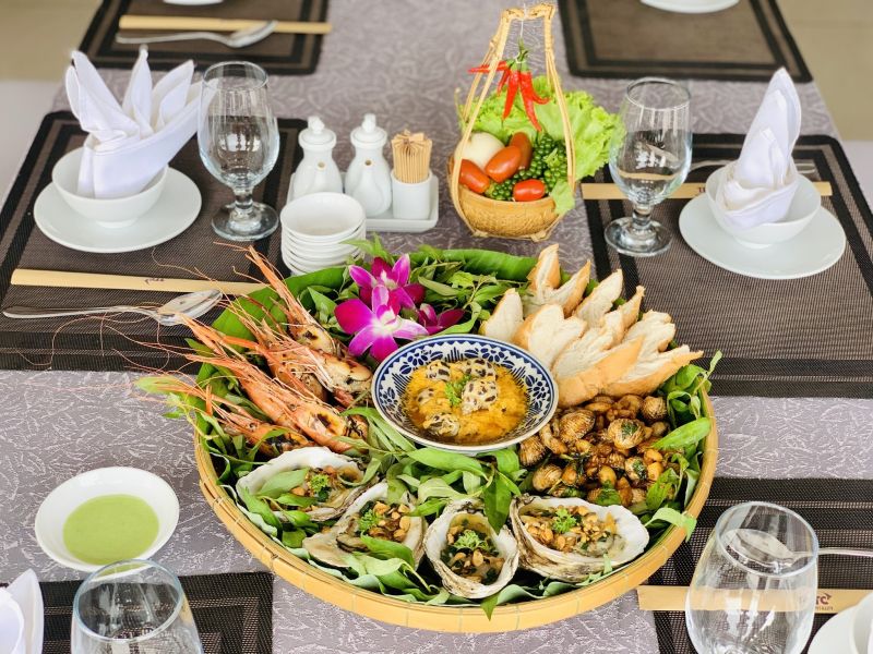 Nhà hàng Nổi TTC