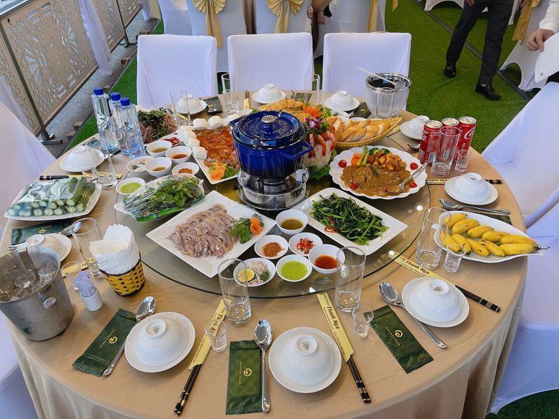 Nhà Hàng Thanh Nga Luxury