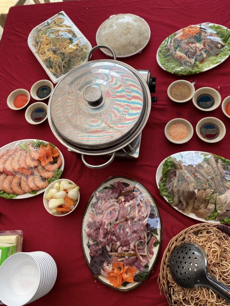 Nhà Hàng Thế Nguyễn