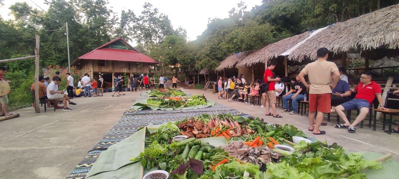 Nhà hàng Thung Lũng Hoa Ban Sơn La