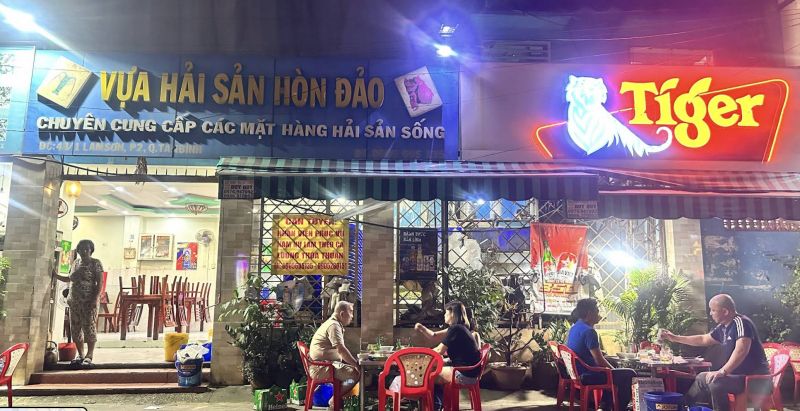Vựa Hải Sản Hòn Đảo