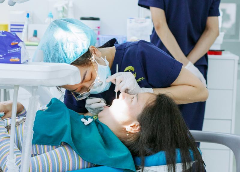 Nha khoa thẩm mỹ Emedic Dental