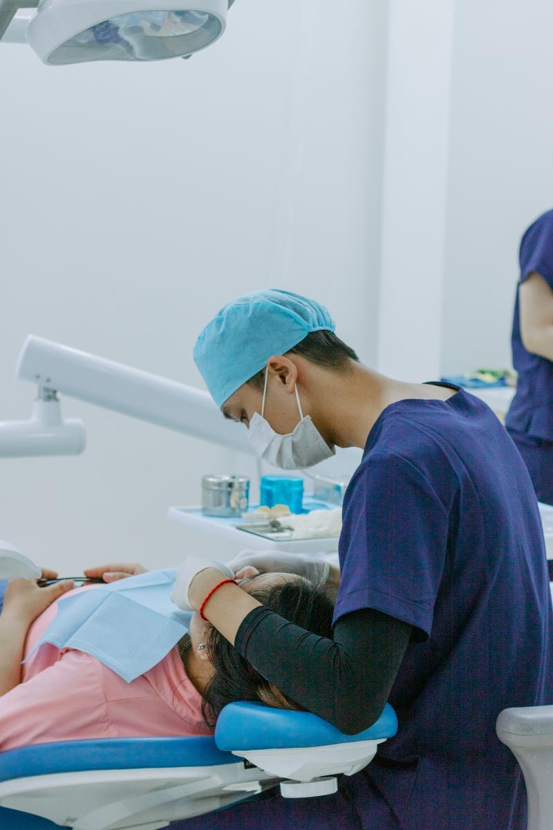 Nha khoa thẩm mỹ Emedic Dental