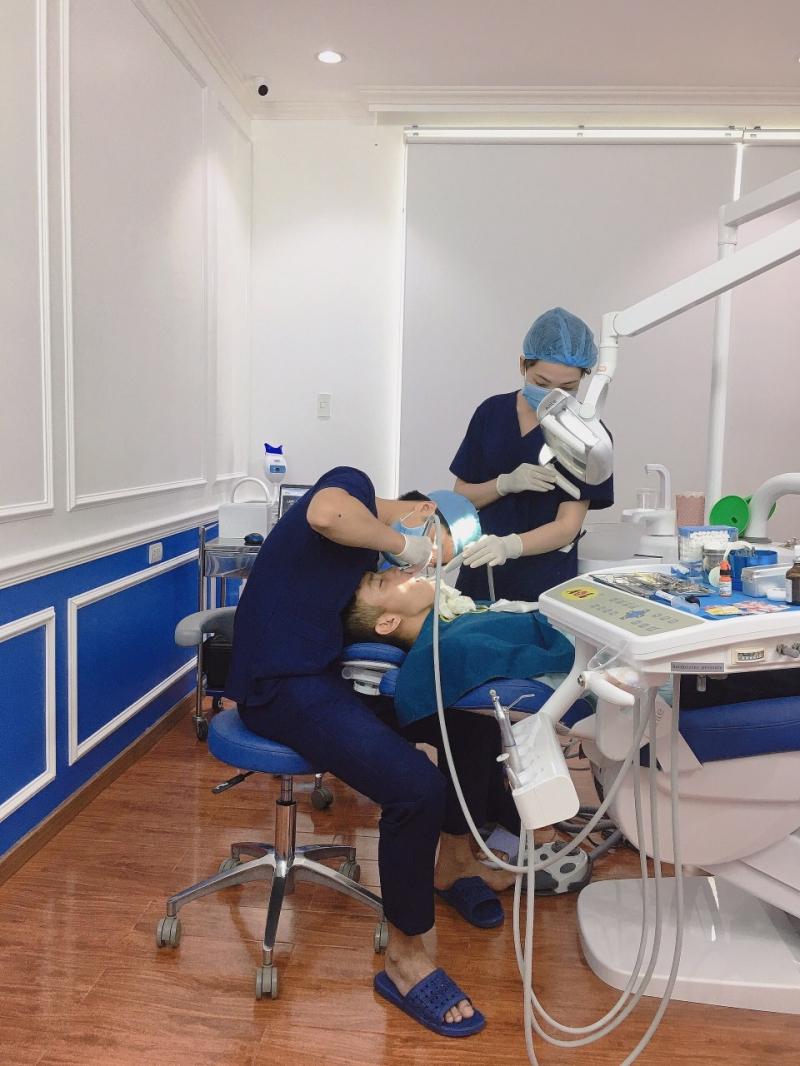 Nha khoa Emedic Dental Long Xuyên