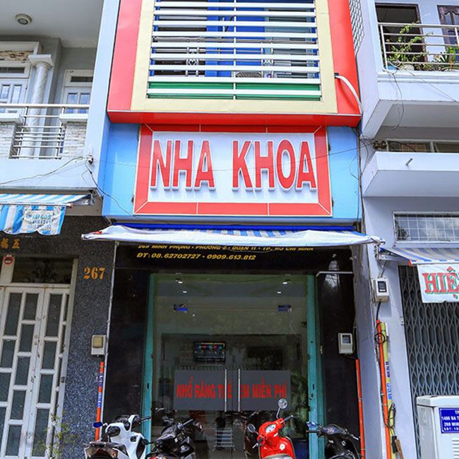 Nha khoa Lotus