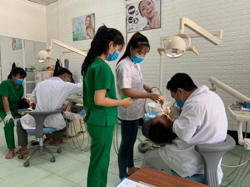 Phòng khám Răng Hàm Mặt - Bác sĩ Trịnh Công Vương