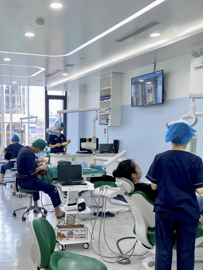 Nha Khoa Mạnh Hùng