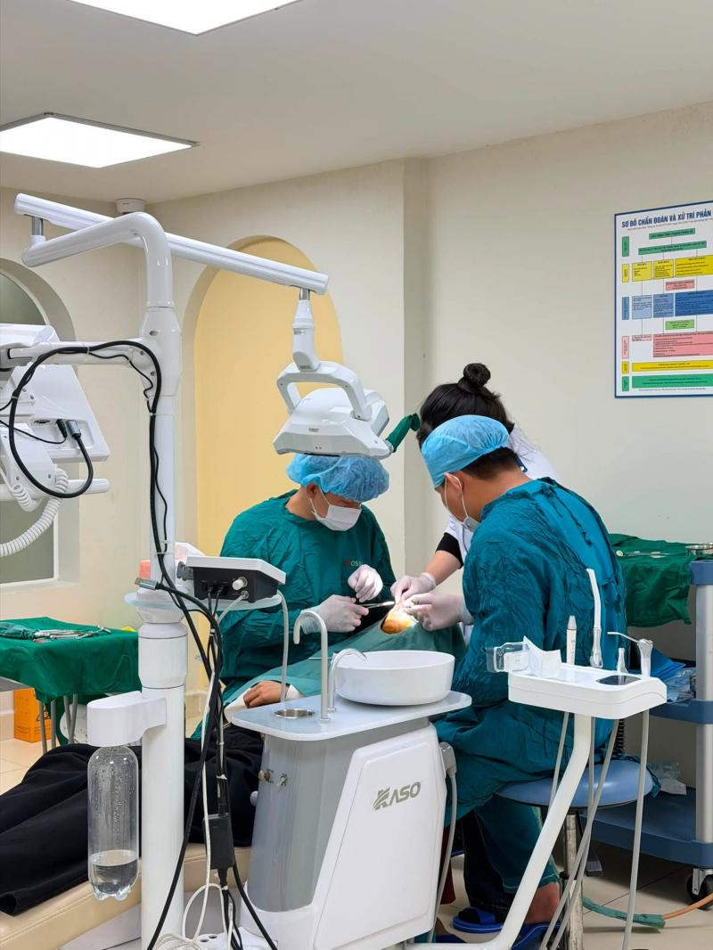 Nha khoa Quốc tế Kim Lux Sài Gòn