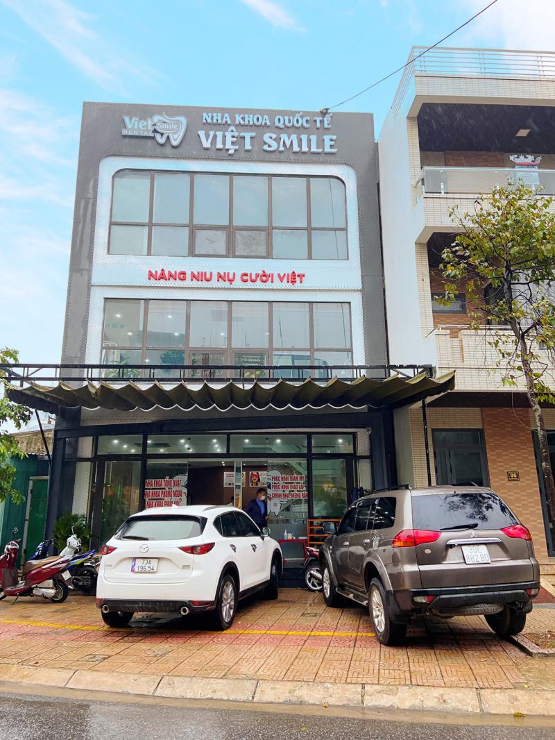 Nha khoa Quốc Tế Việt Smile