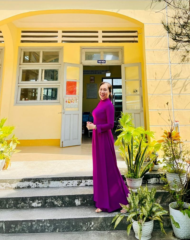 Nhà may áo dài Thấm