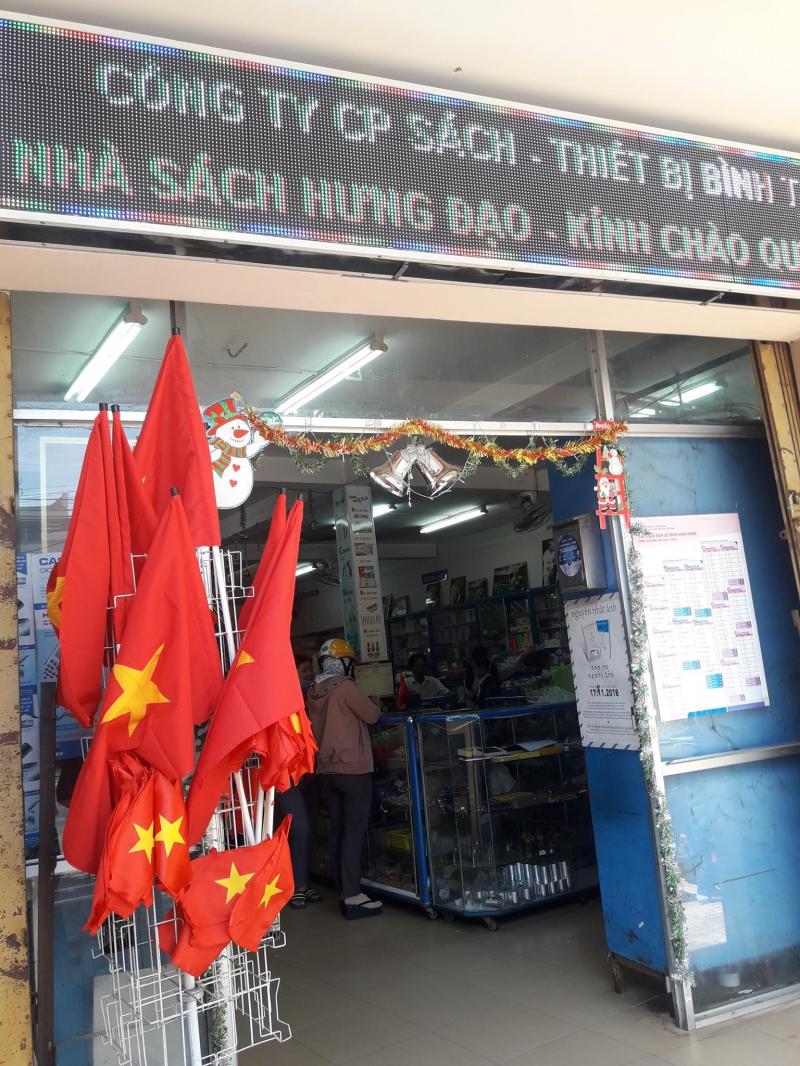 Nhà Sách Hưng Đạo