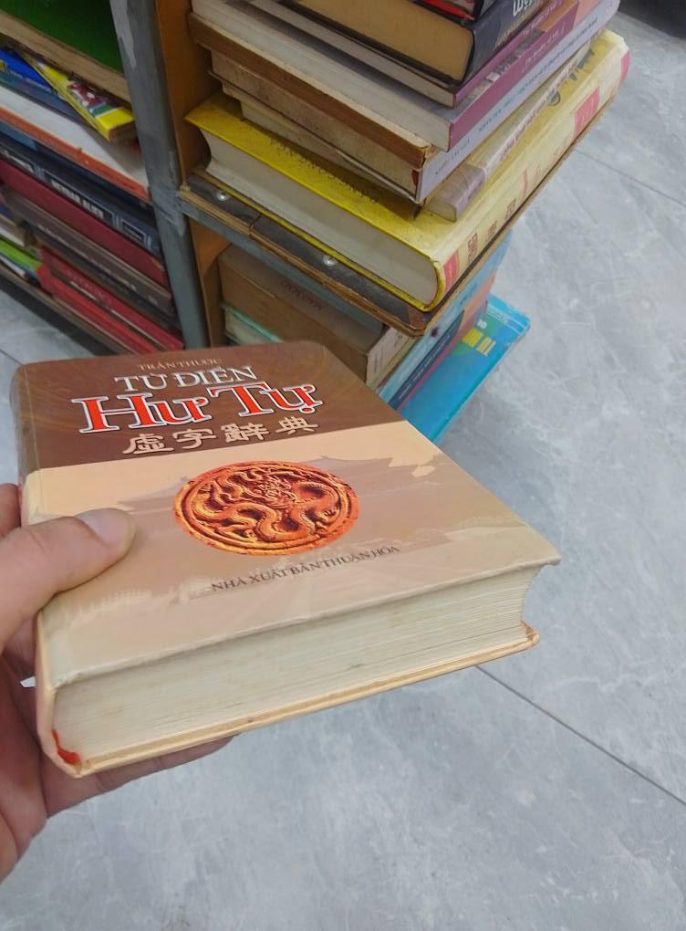 Nhà Sách Quang Tuấn