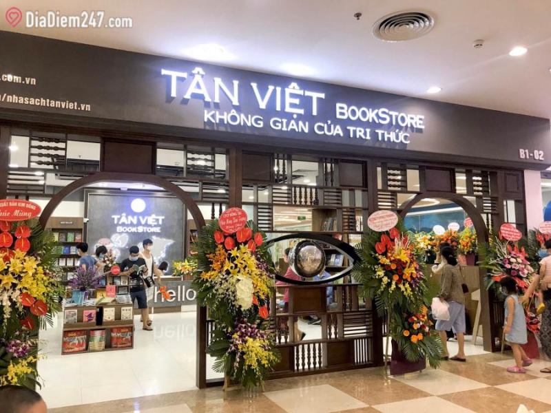 Nhà sách Tân Việt