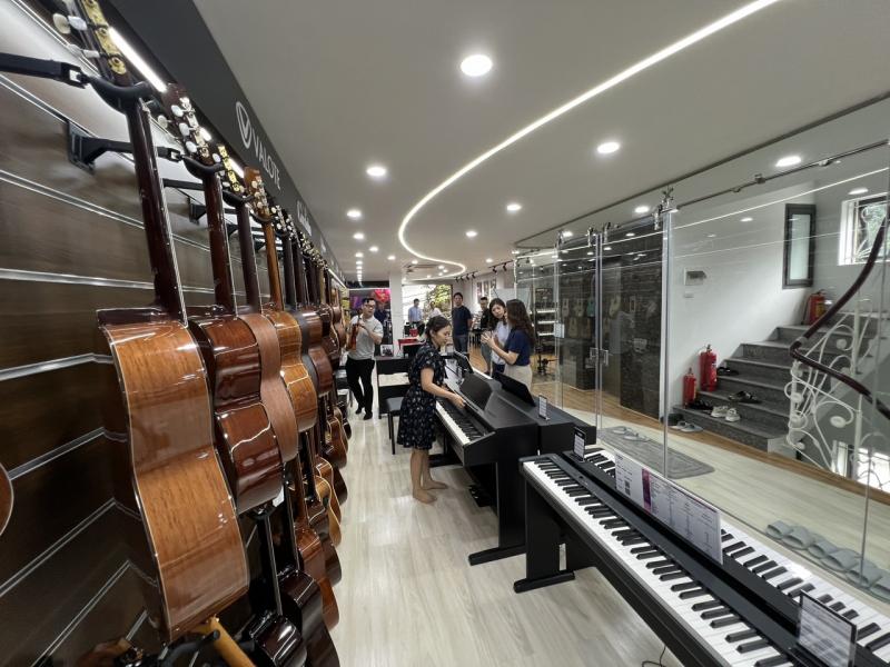 Đàn Piano tại Nhạc cụ Tiến Đạt