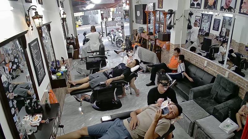 NHÂN ĐỨC barbershop