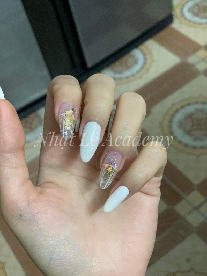 Nhật Lệ Nail