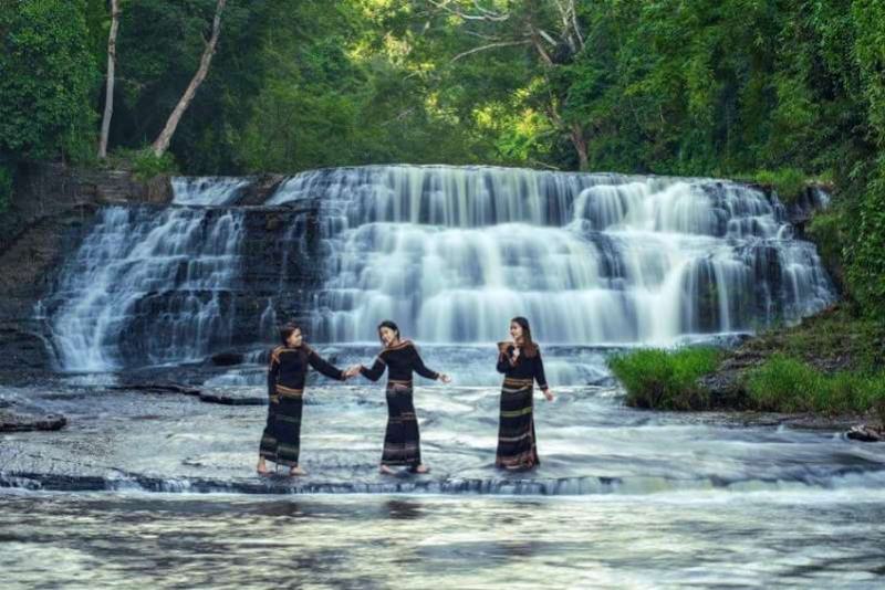 Nhớ em cô gái Tây Nguyên