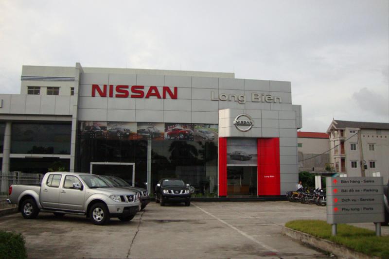 Showroom Nissan Long Biên
