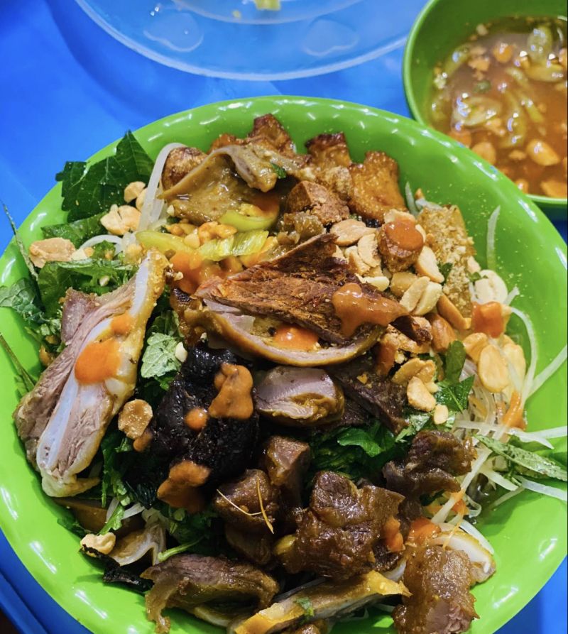 Nộm Bố Già