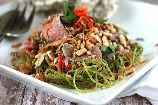 Nộm rau muống thịt bò