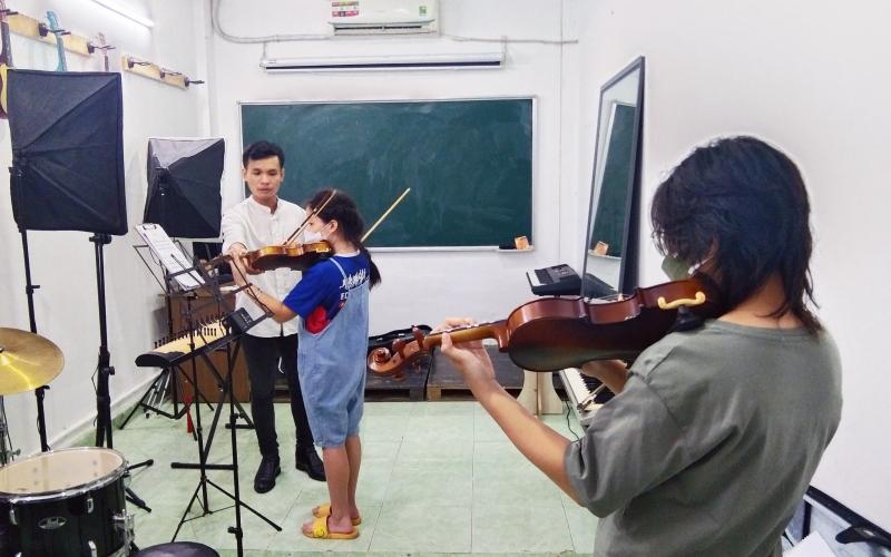 Nốt Trầm Music School