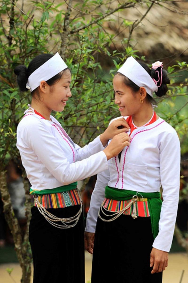 Tuyển chọn hình ảnh trang phục 54 dân tộc Việt Nam đẹp nhất và đầy đủ ...