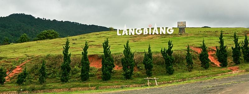 Núi LangBiang