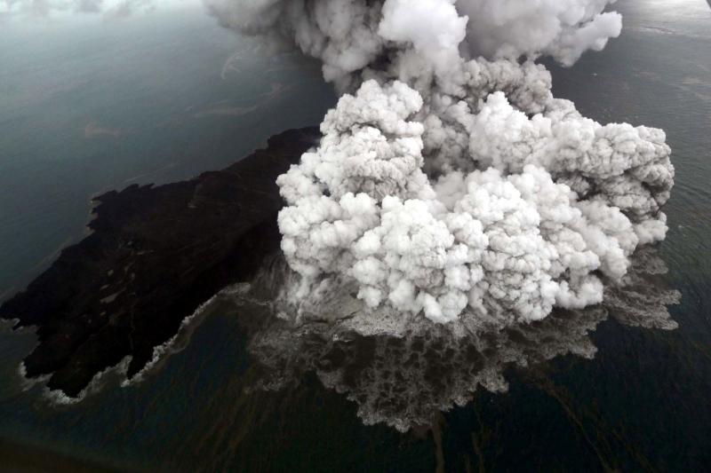 Núi lửa Krakatoa, Indonesia